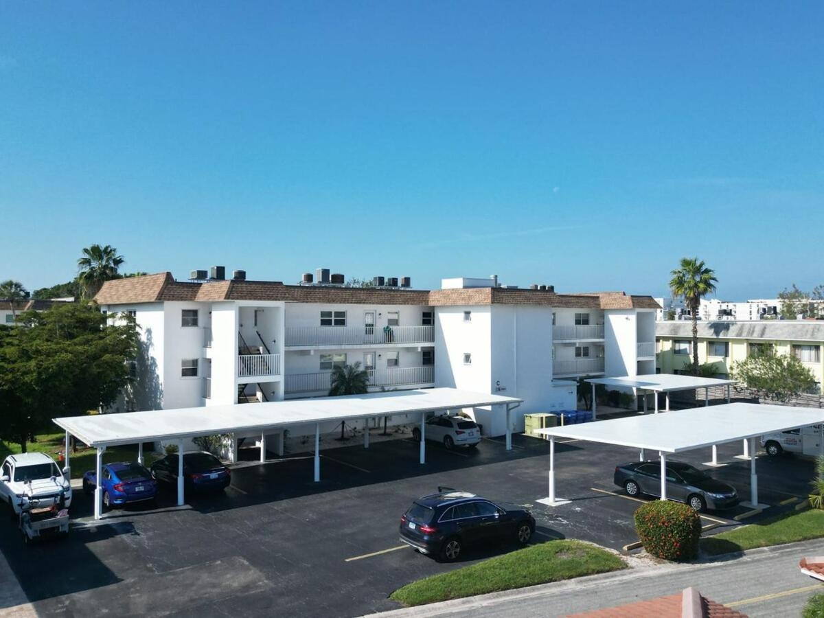 2 Bed 2 Bath Centrally Located On Siesta Key Sarasota Luaran gambar