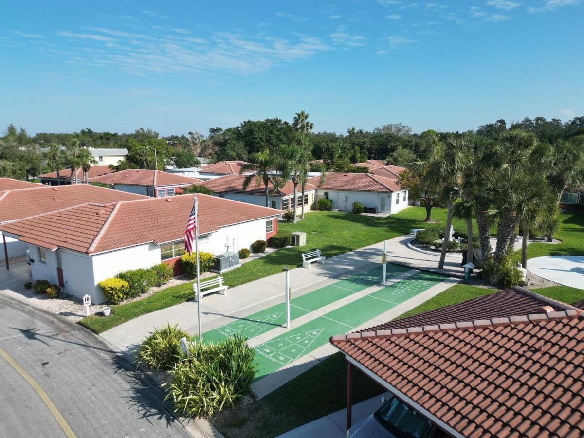 2 Bed 2 Bath Centrally Located On Siesta Key Sarasota Luaran gambar